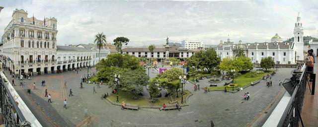 Quito's Plaza Grande