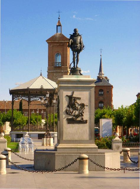 Plaza de Cervantes.