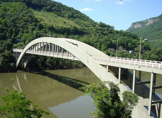 Bridge over the Antas River.