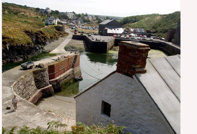 Porthgain Harbour at low tide