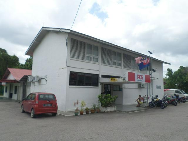 Gelang Patah Post Office