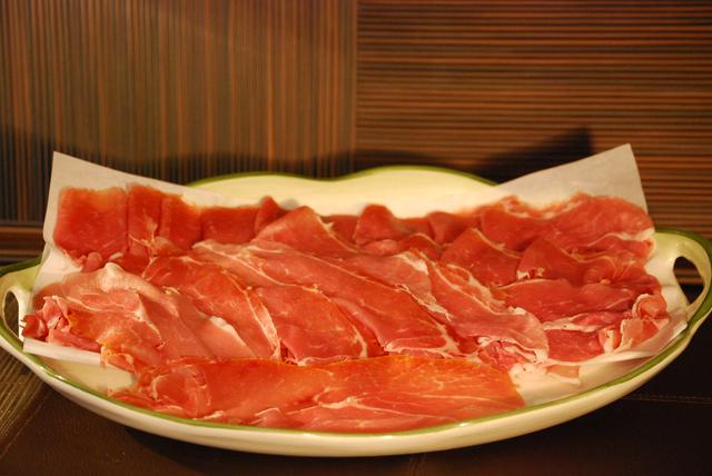 Prosciutto di Parma, one of the foods that made Parma famous