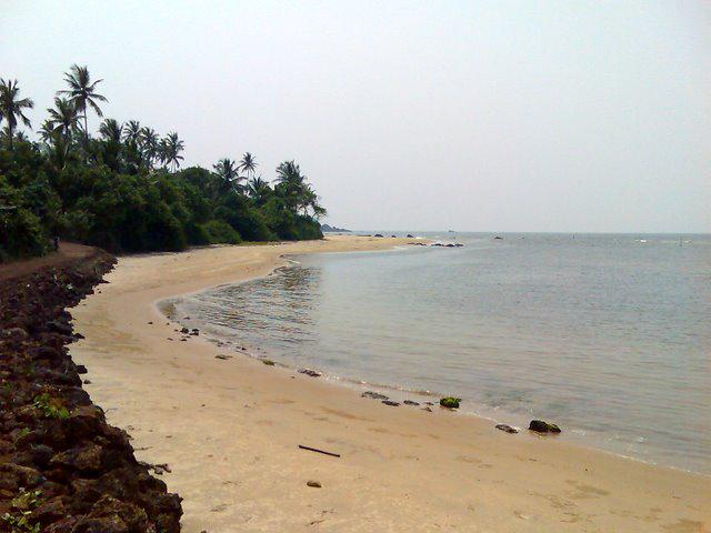 Redi Beach