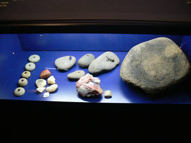 Archeological exhibits at the 871 +/-2 museum