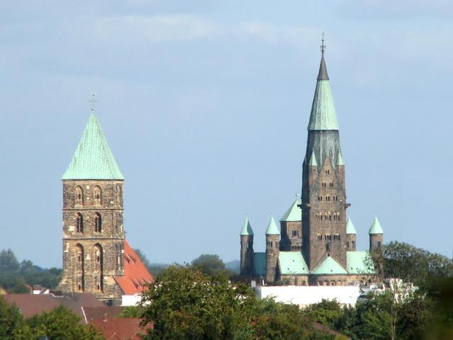 St Dionysisus church (left) and St Antonius basilica (right)