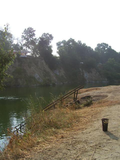 The bottomless lake- to the right you can see a cup of the theraputic mud, Namol.