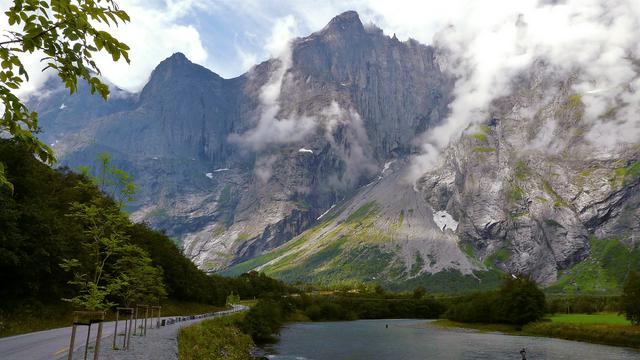 Trollsveggen and Rauma river near Åndalsnes