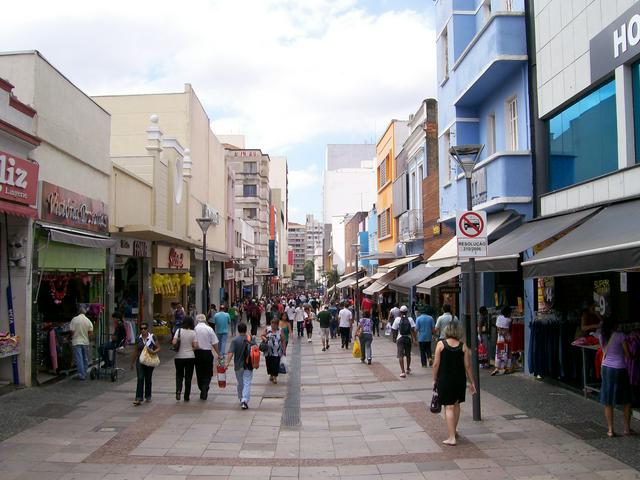 Rua 13 de Maio is the city's most important shopping street.