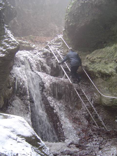 Rám Cleft near Visegrád