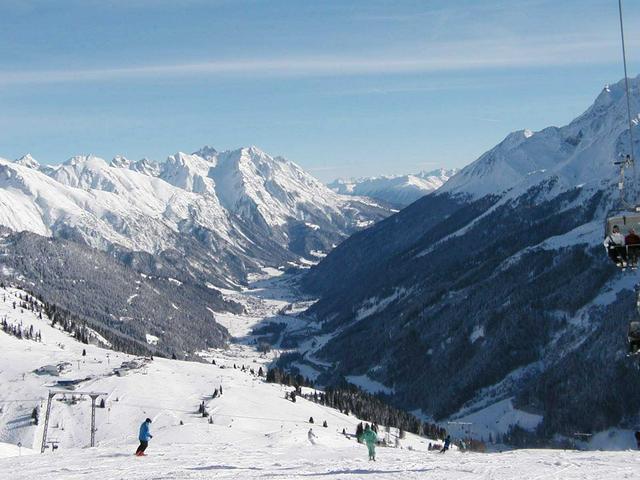 St. Anton am Arlberg as seen from the Galzig slopes