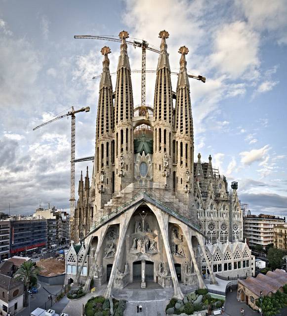 The Sagrada Família church by Antoní Gaudí is perhaps the most known landmark of Barcelona