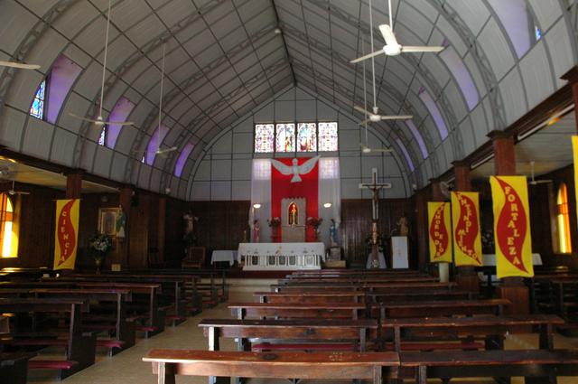 Iglesia de Santa Bárbara Interior view