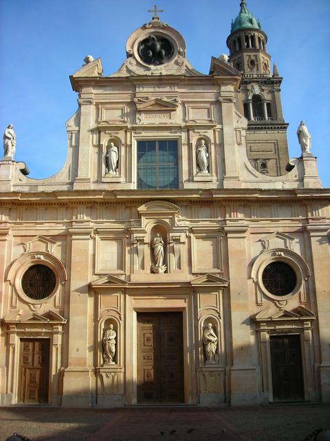 Facade of San Giovanni Evangelista, which contains frescoes by Coreggio