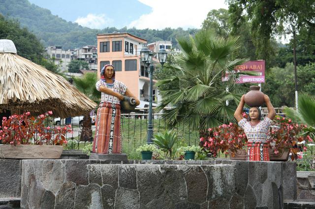 The dock in Santiago Atitlán