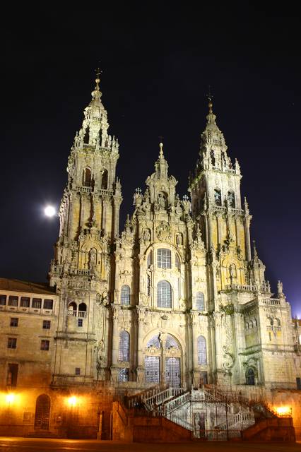 Looking up from Praza do Obradoiro