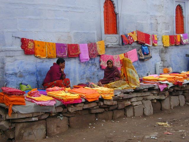 Fabrics for sale, Sardar Market