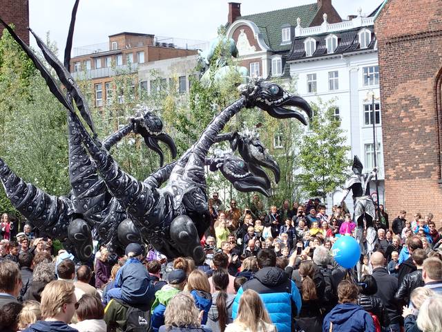 Street performance (ILT Festival)