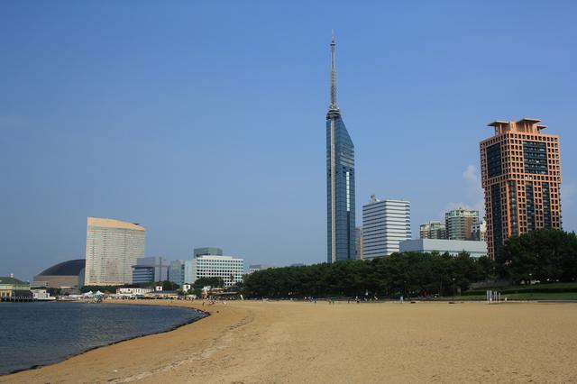 Momochi Beach