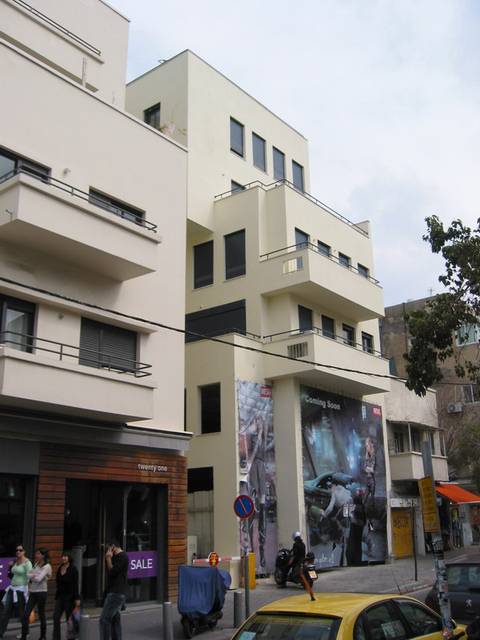 Shops and Bauhaus architecture in Sheinkin street