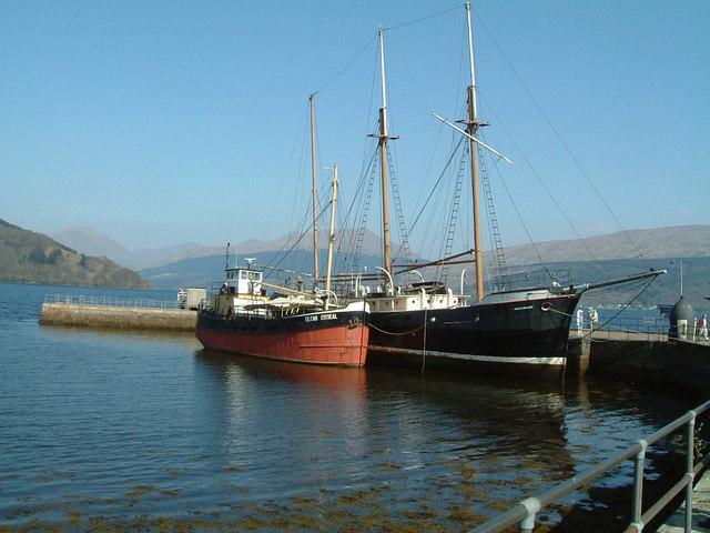 Ships moored at Inveraray Pier