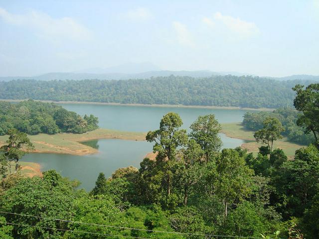 Sholayar Dam Site