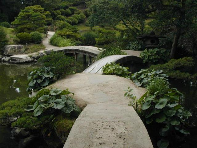 Bridges in Shukkeien