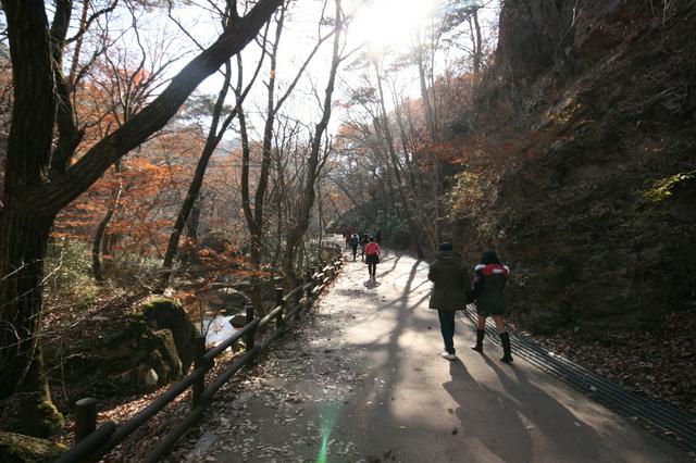 Hiking in Songnisan