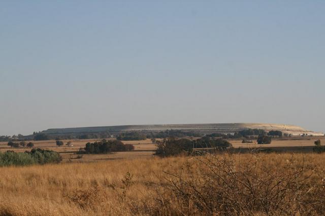 Minedumps from the gold industry is still a common sight around Krugersdorp