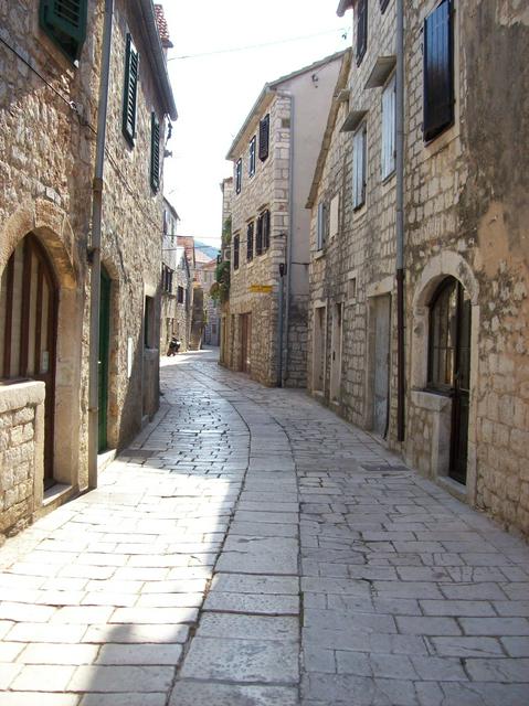 Narrow streets in Stari Grad