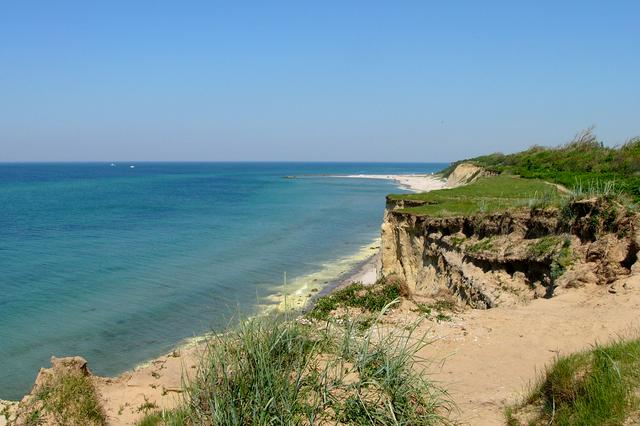 Steep coast and sand beach near Ahrenshoop