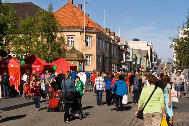 Main street in the Saturday peak hour