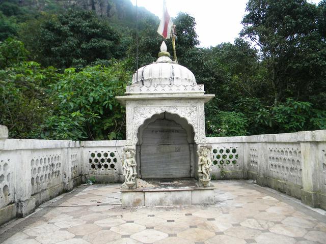 Subh Swami Ganadhara Tonk