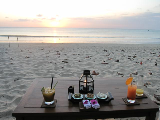 Sunset cocktails at one of the hotels in Jimbaran