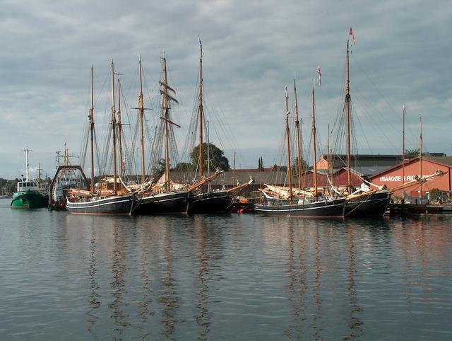 Ships of the Martime Center in the harbour