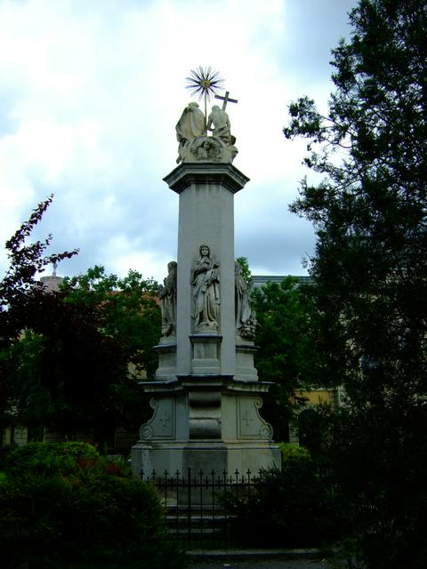 Holy Trinity Monument