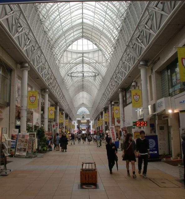 Tenmonkan shopping arcade