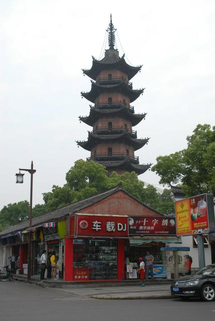 Tianfeng Tower (天封塔)