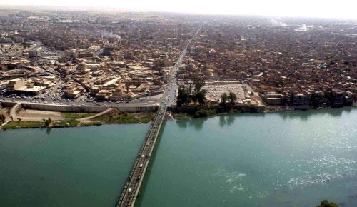 View of Mosul along the river Tigris.