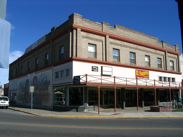 Toppenish - Arcade Building