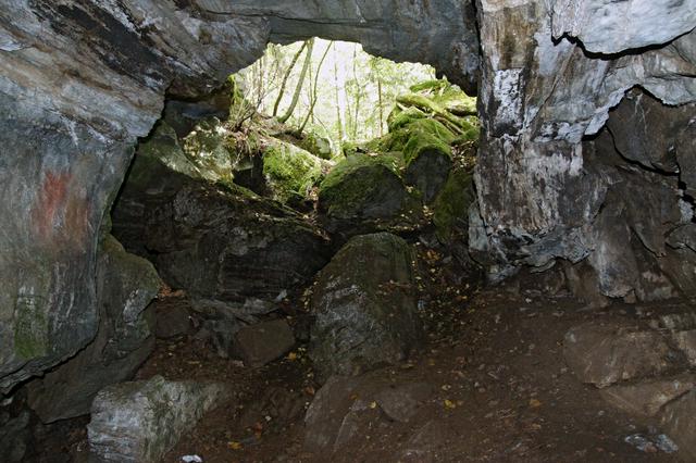 Torhola cave.