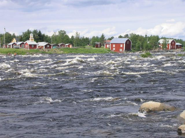 Kukkola Rapids north of the city centre