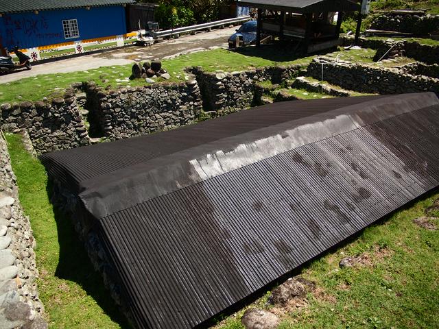 A traditional below-ground homestead