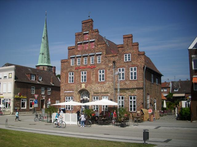 The former Bailiff's Residence from 1551, one of the oldest buildings in town