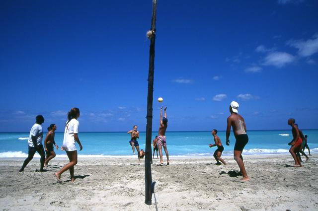 A game of beach voleyball