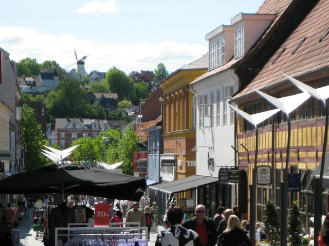 Strøget, the main shopping street in Vejle.