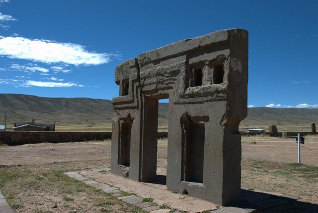 Gate of the Sun, Tiwanaku