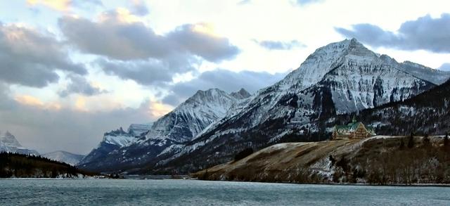  Upper Waterton Lake