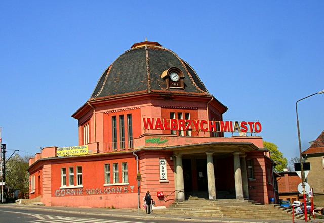 Station building - Wałbrzych Miasto