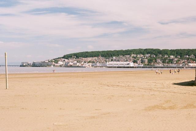 Weston-super-Mare beach, looking north towards Grand Pier and town