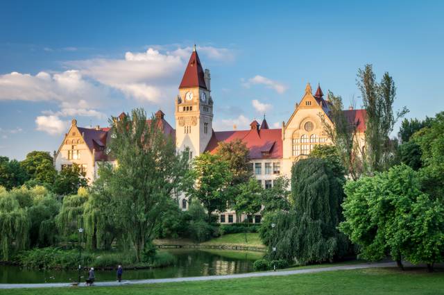 Wroclaw University of Technology, Faculty of Architecture building